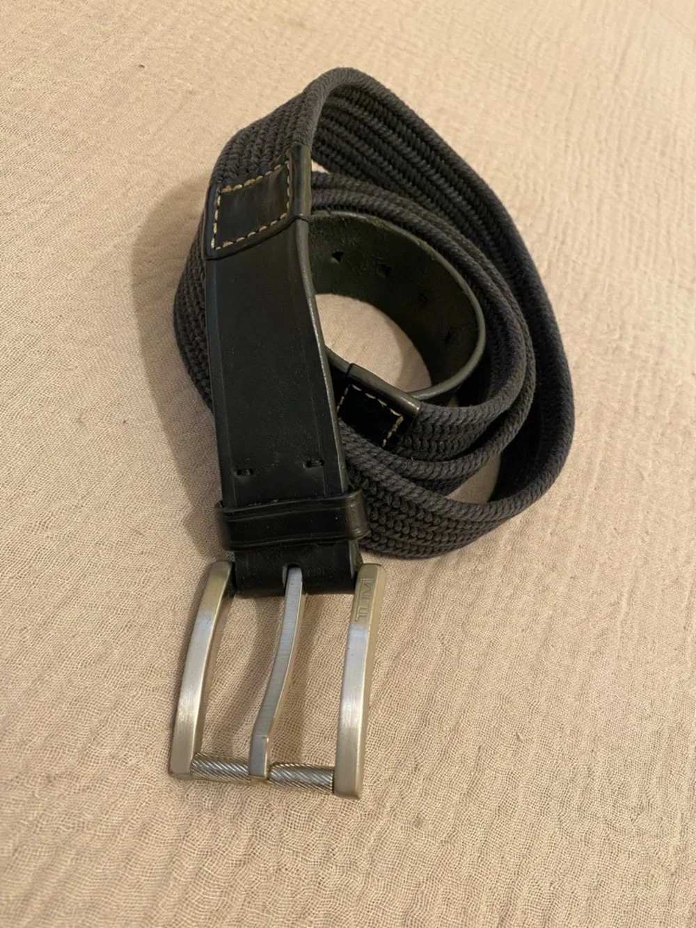TUMI Men's Black Woven Elastic Belt with Leather Trim. 120
